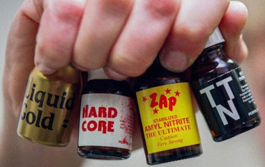 Что такое попперсы? как их пользовать? вредны ли попперсы?