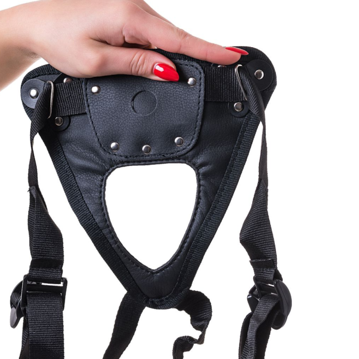 Страпон на креплении RealStick Strap-On Hunter, TPR, телесный, 14,5 см